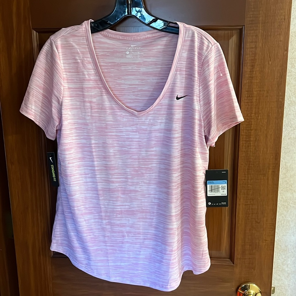 NWT Nike Women’s V-Neck Dri-Fit Tee, Sz Medium, Standard Fit
